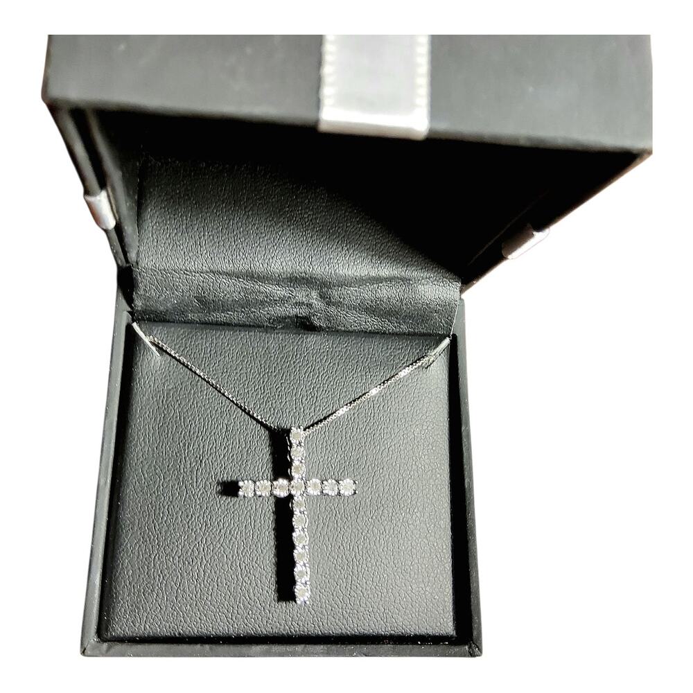 Diamond Muse Diamond Cross Necklace 1/4 Carat Sterling Silver - Picture 7 of 8